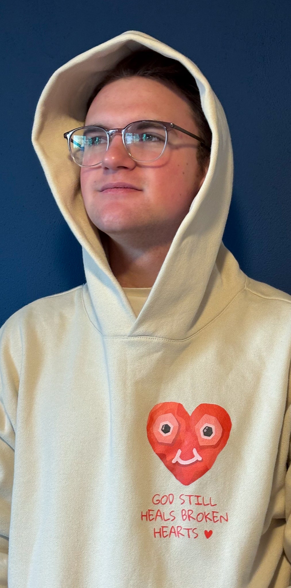 HEART HOODIE